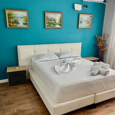 בית הארחה Private Entry And Bathroom