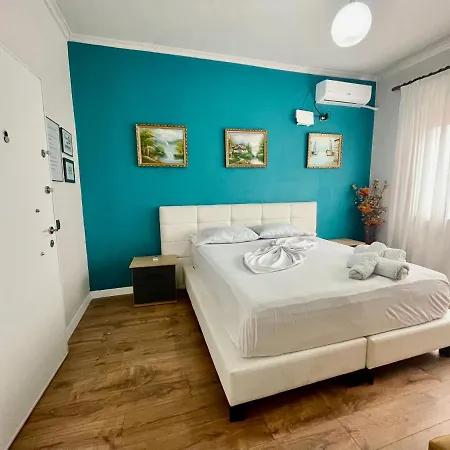 Pensjonat Private Entry And Bathroom Tirana