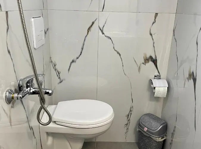 Vendégház Private Entry And Bathroom Tirana