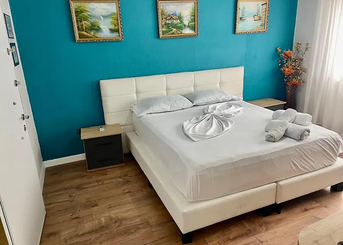 Vendégház Private Entry And Bathroom Tirana